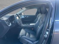 Gebraucht Volvo V60 Ultra 349 PS (256 kW) 2025 Platinum grey Kombi