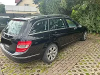 Gebraucht Mercedes C180 156 PS (114 kW) 2010 Schwarz Kombi