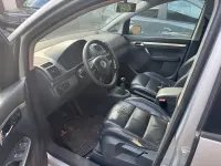 Gebraucht VW Touran 150 PS (110 kW) 2004 Silber Van / Kleinbus