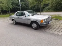 Gebraucht Mercedes 230 136 PS (100 kW) 1983 Silber Coupé