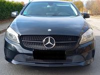 Gebraucht Mercedes A180 Style 122 PS (89 kW) 2016 Schwarz Limousine