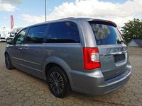 Gebraucht Lancia Voyager S 177 PS (130 kW) 2015 Silber Van / Kleinbus