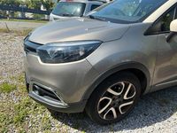 Usata Renault Captur Experience 90 CV (66 kW) 2015 Beige SUV