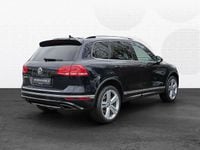 Gebraucht VW Touareg R-line 262 PS (192 kW) 2016 Moonlight blue perleffekt SUV