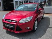 Gebraucht Ford Focus Titanium 150 PS (110 kW) 2013 Rot Limousine