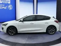 Gebraucht Ford Focus ST-Line 125 PS (91 kW) 2024 Weiß Limousine