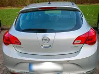 Gebraucht Opel Astra 140 PS (102 kW) 2013 Silber Kleinwagen