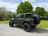 Gebraucht Jeep Wrangler Unlimited Sahara 272 PS (200 kW) 2021 Grau SUV