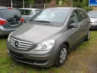 Gebraucht Mercedes B150 95 PS (69 kW) 2006 Grau Van / Kleinbus
