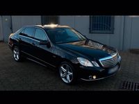 Gebraucht Mercedes E200 136 PS (100 kW) 2010 Schwarz Limousine