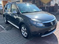 Gebraucht Dacia Sandero Stepway 84 PS (61 kW) 2011 Grau Kleinwagen
