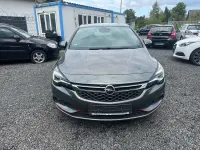 Gebraucht Opel Astra Dynamic 200 PS (147 kW) 2017 Quarz grau Kleinwagen