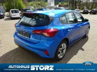 Używany Ford Focus Cool & Connect 125 KM (91 kW) 2022 Niebieski Kombi