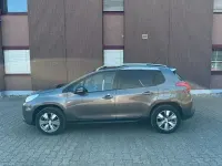 Gebraucht Peugeot 2008 Active 99 PS (72 kW) 2016 Grau SUV