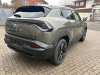 Neu Toyota Urban Cruiser Play 127 kW (174 PS) 2026 Grün SUV