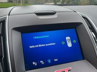 Gebraucht Ford S-MAX Titanium 179 PS (131 kW) 2016 Weiß Van / Kleinbus