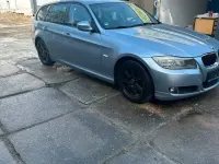 Gebraucht BMW 320 184 PS (135 kW) 2011 Blau Kombi