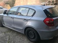 Gebraucht BMW 116 122 PS (89 kW) 2011 Blau Kleinwagen