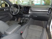 Gebraucht Volvo XC40 Ultimate 155 PS (114 kW) 2022 Weiß SUV