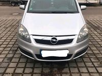 Gebraucht Opel Zafira 105 PS (77 kW) 2006 Silber Van / Kleinbus