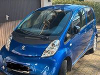 Gebraucht Peugeot iON 49 kW (67 PS) 2017 Blau Kleinwagen