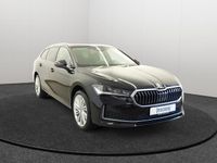 Neu Skoda Superb LAURIN & KLEMENT 193 PS (141 kW) 2026 Schwarz Kombi