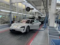 Gebraucht Porsche Taycan 419 kW (571 PS) 2021 Grau Kombi