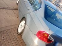 Second-hand BMW 325 90 CP (66 kW) 2005 Argintiu Berlinǎ