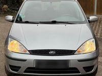 Gebraucht Ford Focus 2005 Grau Limousine