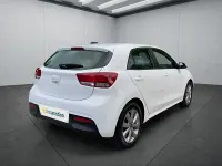 Gebraucht Kia Rio Vision 101 PS (74 kW) 2023 Weiß Kleinwagen