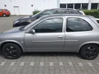 Gebraucht Opel Corsa 90 PS (66 kW) 1997 Grau Kleinwagen