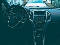 Gebraucht Opel Astra Active 140 PS (102 kW) 2013 Schwarz Limousine