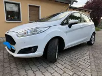 Używany Ford Fiesta Celebration 101 KM (74 kW) 2016 Biały Hatchback