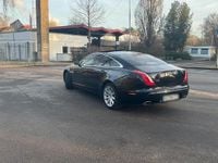 Gebraucht Jaguar XJ 275 PS (202 kW) 2012 Beige Limousine