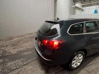 Gebraucht Opel Astra 110 PS (80 kW) 2016 Grün Kombi