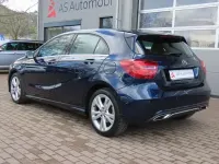 Gebraucht Mercedes A160 102 PS (75 kW) 2016 Blau Limousine
