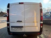 Gebraucht Renault Trafic Komfort 145 PS (106 kW) 2021 Weiß Van / Kleinbus