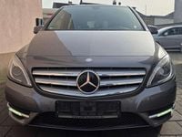 Gebraucht Mercedes B180 122 PS (89 kW) 2012 Mountaingrau  met. Van / Kleinbus