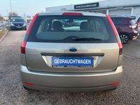 Gebraucht Ford Fiesta Trend 80 PS (58 kW) 2002 Other Limousine
