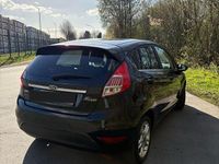Gebraucht Ford Fiesta Titanium 101 PS (74 kW) 2016 Schwarz Kleinwagen