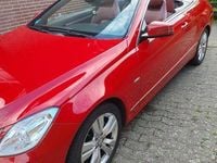 Gebraucht Mercedes E200 Elegance 184 PS (135 kW) 2011 Rot Cabrio