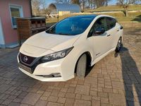 Gebraucht Nissan Leaf Tekna 110 kW (150 PS) 2018 Weiß Kleinwagen