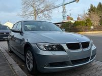 Gebraucht BMW 318 129 PS (94 kW) 2006 Silber Limousine