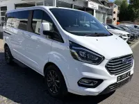 Gebraucht Ford Tourneo 170 PS (125 kW) 2018 Weiß Van / Kleinbus
