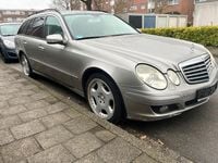 Gebraucht Mercedes E220 Elegance 170 PS (125 kW) 2008 Grau Kombi