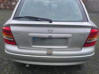 Gebraucht Opel Astra 101 PS (74 kW) 2002 Silber Limousine