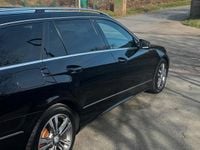 Gebraucht Mercedes E250 Avantgarde 204 PS (150 kW) 2012 Schwarz Kombi