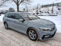 Gebraucht VW Passat 150 PS (110 kW) 2022 Grau Limousine