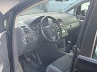 Gebraucht VW Touran Trendline 105 PS (77 kW) 2012 Schwarz Van / Kleinbus