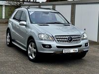 Gebraucht Mercedes ML320 224 PS (164 kW) 2007 Silber SUV